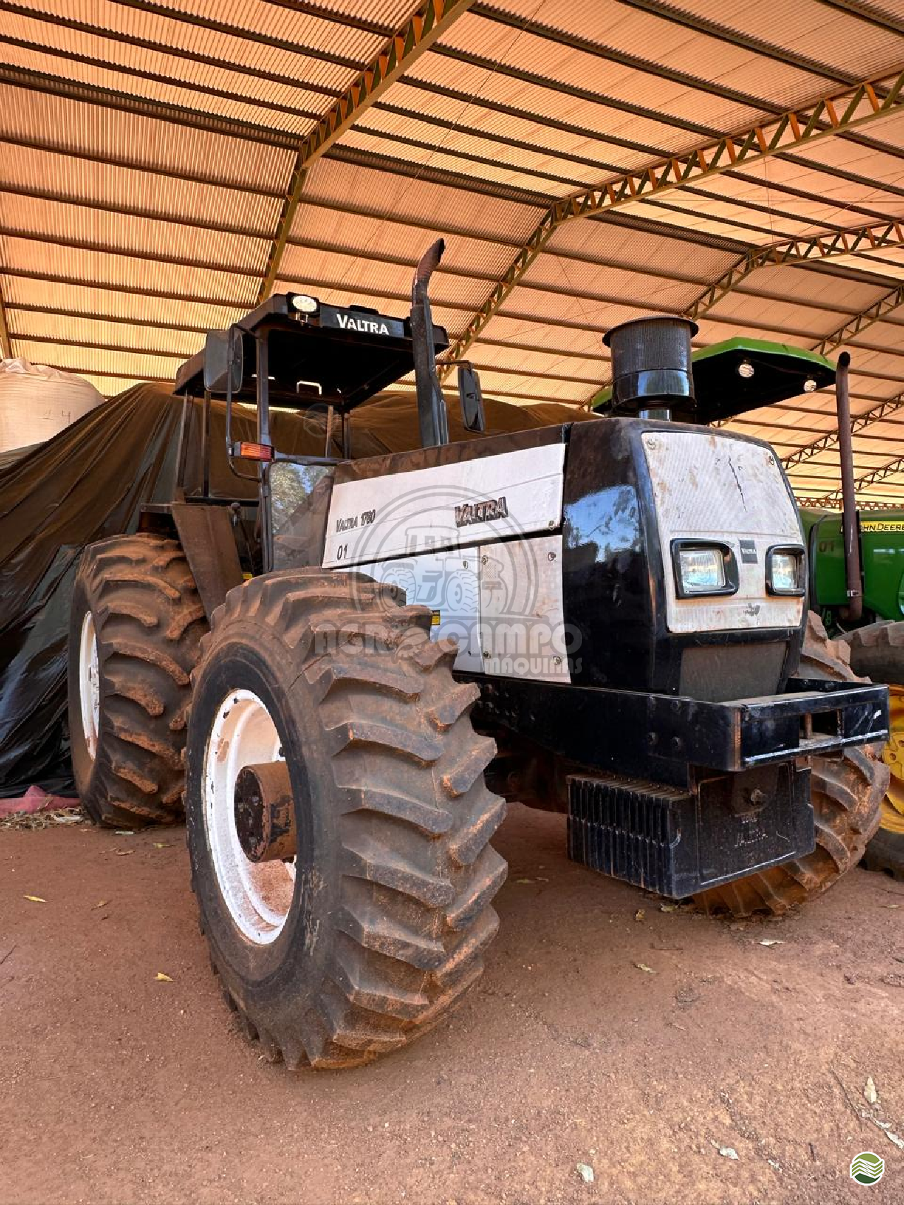 TRATOR VALTRA VALTRA 1780 Tração 4x4 Agro Campo Máquinas Agrícolas PRIMAVERA DO LESTE MATO GROSSO MT